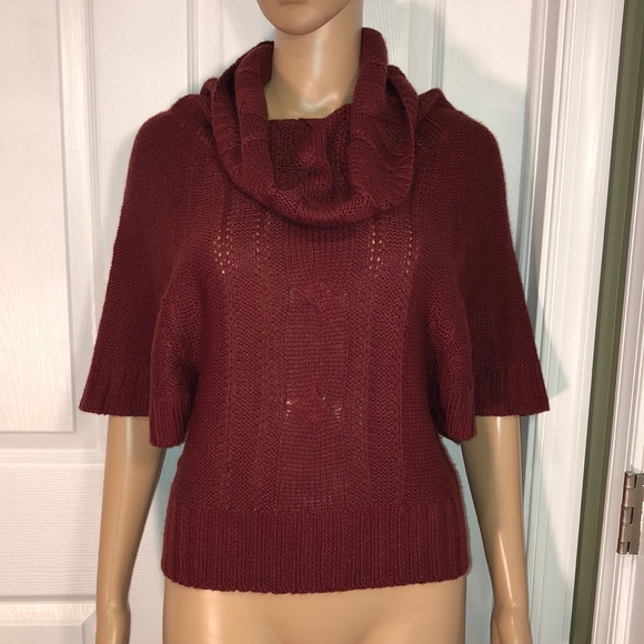Derek Heart Maroon Sweater. L - Picture 1 of 6